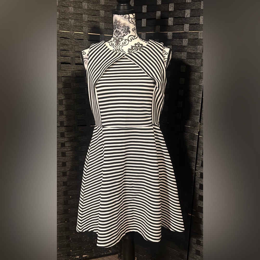 Attention Black & White Striped Fit‑and‑Flare Dress – Size M
